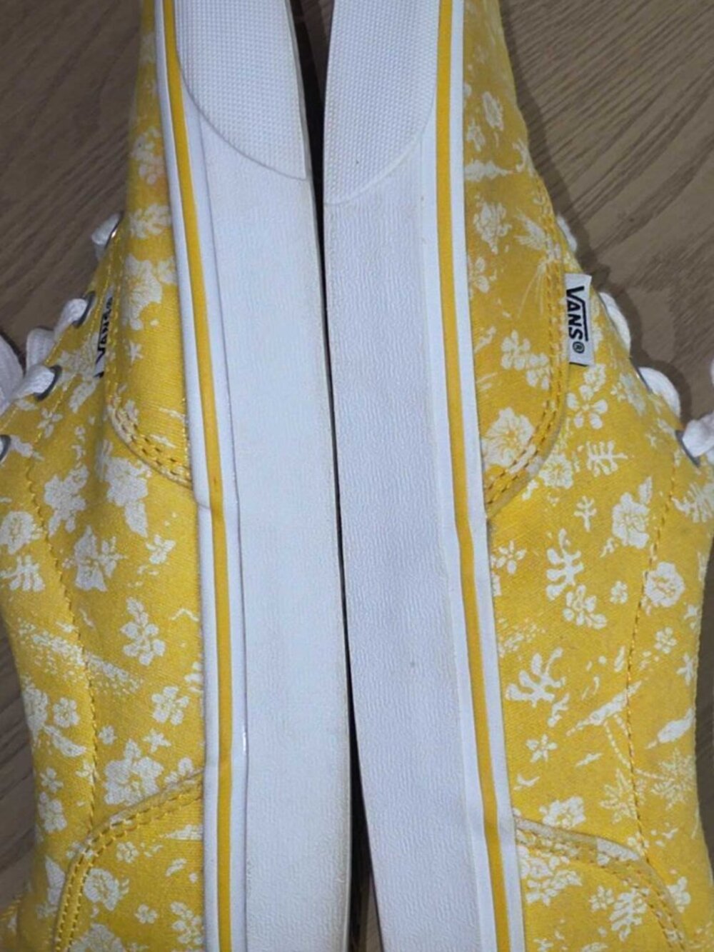 Vans Authentic Yellow/White Floral Canvas Sneakers Womens Size 10 Like New - Picture 6 of 16